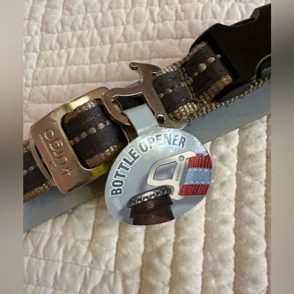 Kurgo Wander Dog Collar with Bottle Opener Size Small - Picture 2 of 8